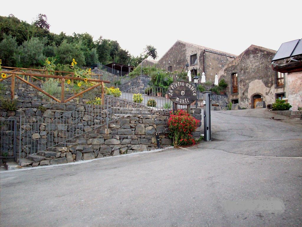 La Pietra Antica O' Munti Villa Mascali Bagian luar foto