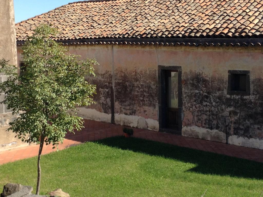 La Pietra Antica O' Munti Villa Mascali Bagian luar foto