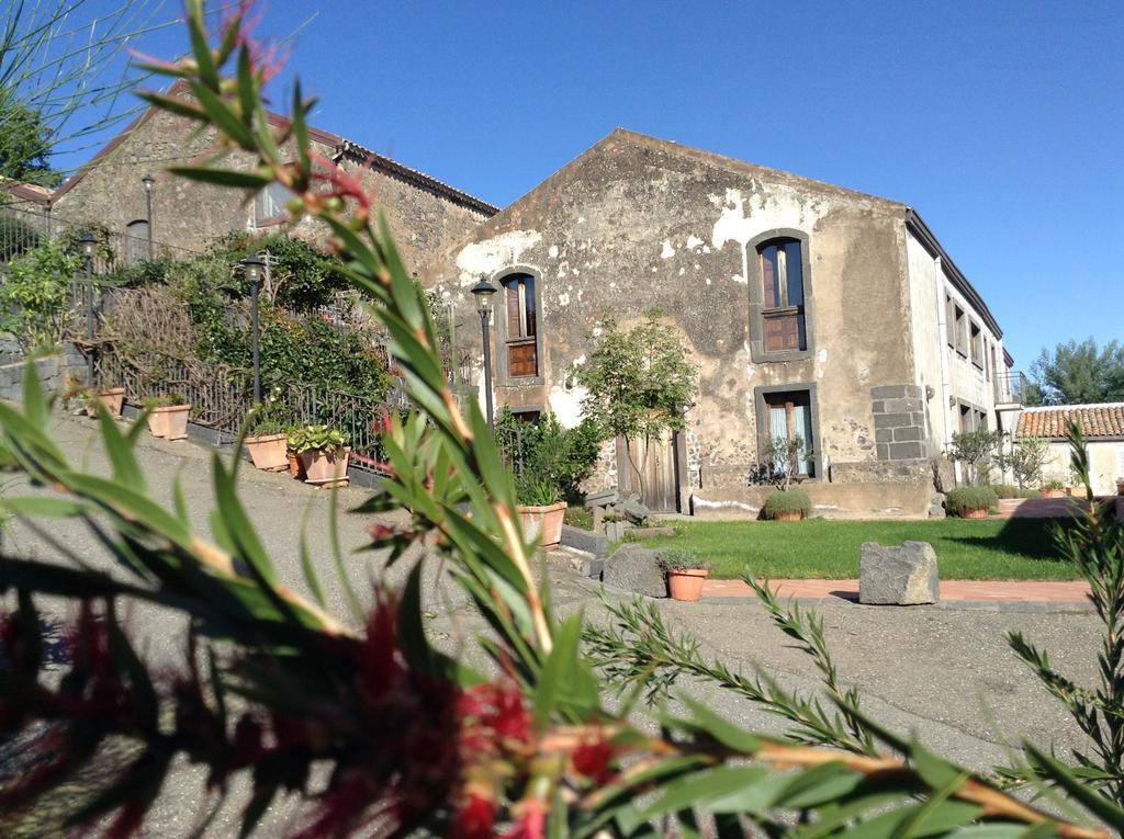 La Pietra Antica O' Munti Villa Mascali Bagian luar foto